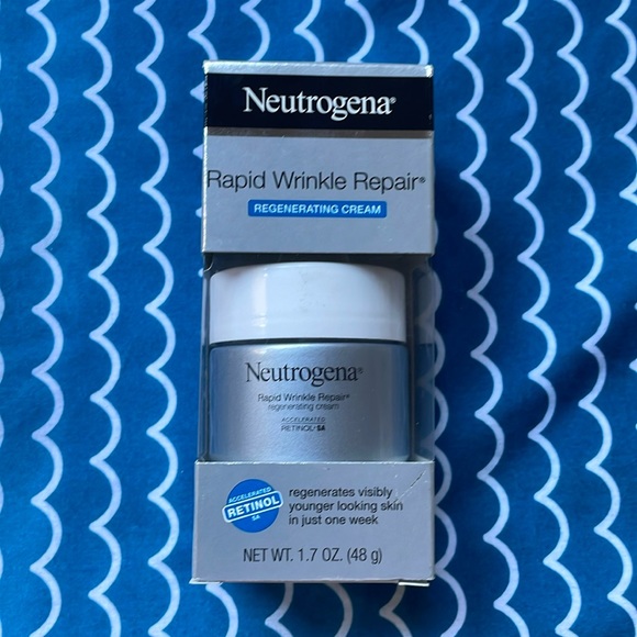 Neutrogena Rapid Wrinkle Repair Regenerating Cream 1.7 oz - Picture 1 of 4